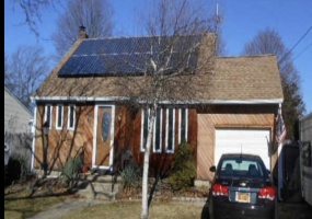 61 31st St, Copiague, New York 11726, ,Residential,Sold,31st St,1052