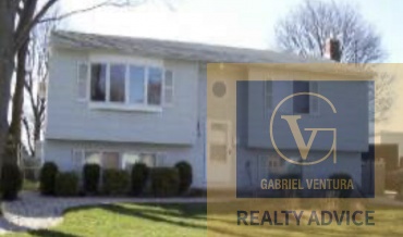 90 Farmers Ave, Lindenhurst, New York 11757, ,Residential,Sold,Farmers Ave,1053