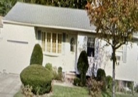 110 Volta St, Copiague, New York 11726, ,Residential,Sold,Volta St,1058