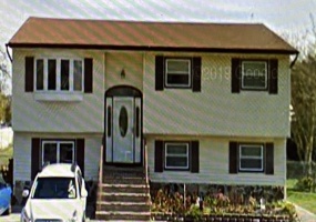 1689 E 3rd Ave, Bay Shore, New York 11706, ,Residential,Sold,E 3rd Ave,1060